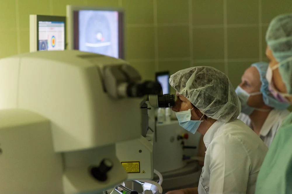 Több mint tízmillió femtolézeres szemműtét zajlott már a világon Több mint tízmillió femtolézeres szemműtét zajlott már a világon