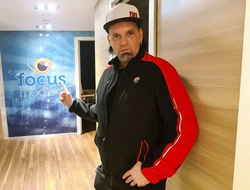 Fejes Tamás - a Tankcsapda dobosa lézeres szemműtét után