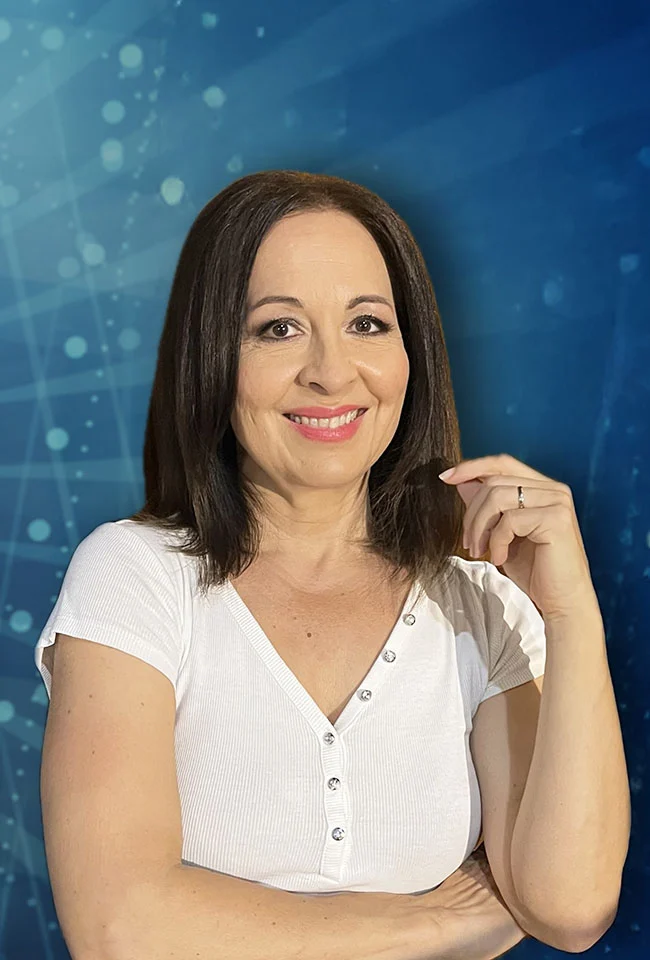 Szekeres Adrien, Artisjus-díjas magyar énekesnő lézeres szemműtét után